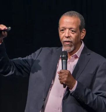 Ronald Ferguson - Giáo sư, nhà kinh tế học của trường Đại học Harvard