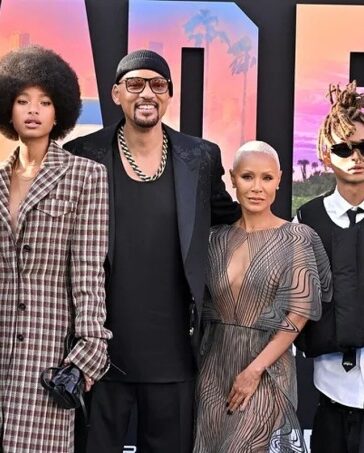 Gia đình ủng hộ buổi quảng bá phim Bad Boys: Ride or Die của Will Smith hôm 30/5. Từ trái qua: Trey Smith, Willow Smith, Will Smith, Jada Pinkett Smith, Jaden Smith và bà Adrienne Banfield-Norris. Ảnh: Film Magic