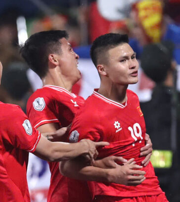 Tiền vệ Nguyễn Quang Hải mừng bàn duy nhất giúp Việt Nam hạ Indonesia 1-0 tại bảng B, ASEAN Cup trên sân Việt Trì, tỉnh Phú Thọ tối 15/12/2024. Ảnh: Lâm Thỏa